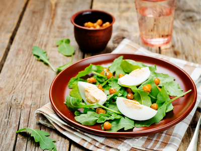 Recipe of the Month – Spring Salad with Crispy Chickpeas and Polenta “Croutons”
